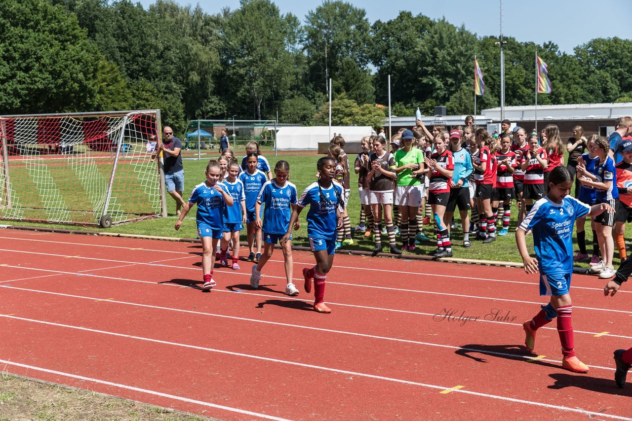 Bild 96 - Loewinnen Cup